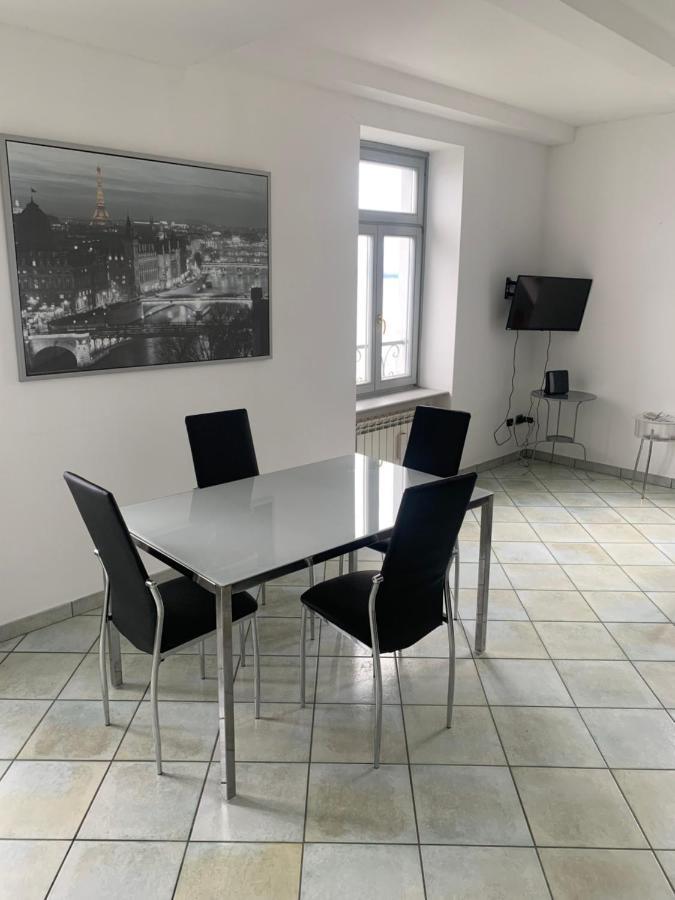 Palazzo Clerici Apartamento Luino Exterior foto